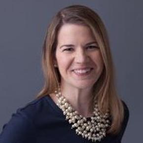 Consultant Luciana Castro